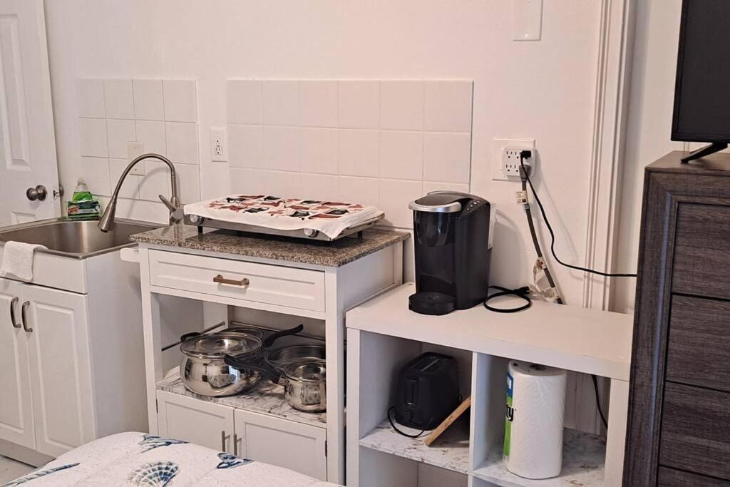 Brand New Studio Apartment Βέρο Μπιτς Εξωτερικό φωτογραφία